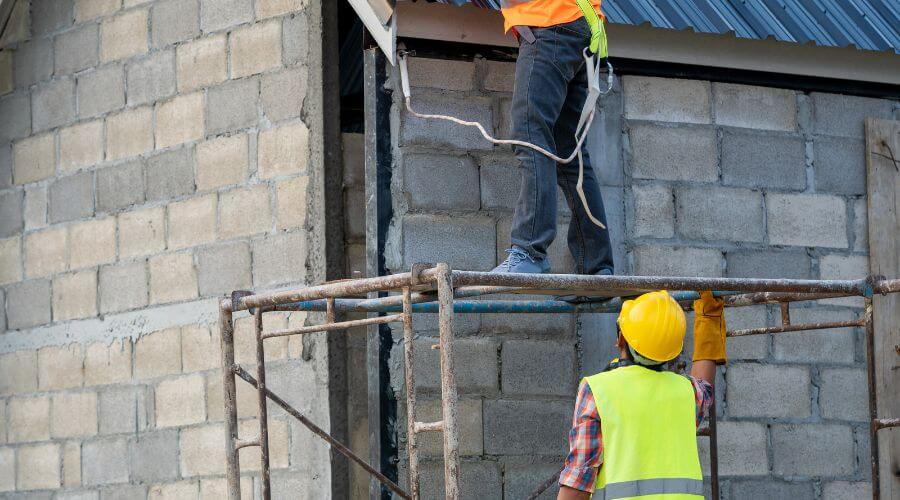 Expert Emergency Roof Repairs services in Osprey, FL